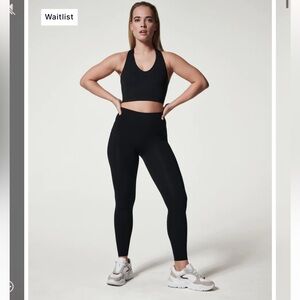 Spanx Booty Boost Active Legging Size M